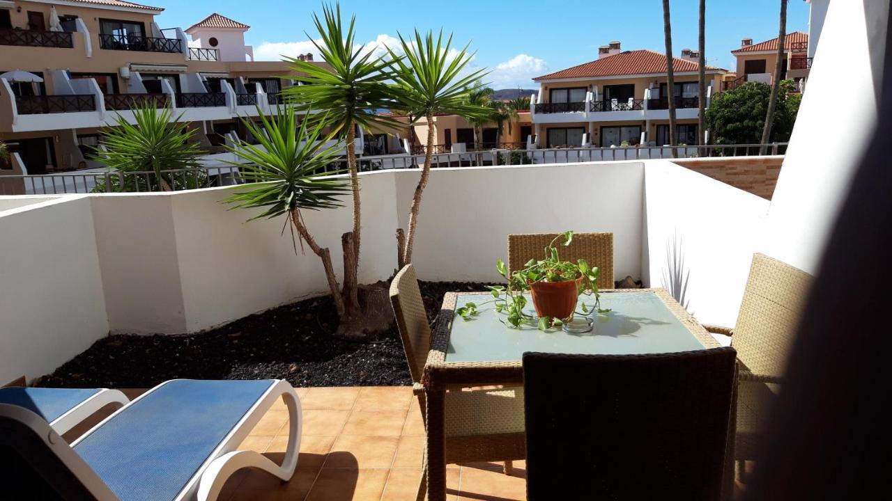 Apartment With Pool And Gardens Near The Coast San Miguel de Abona Eksteriør billede