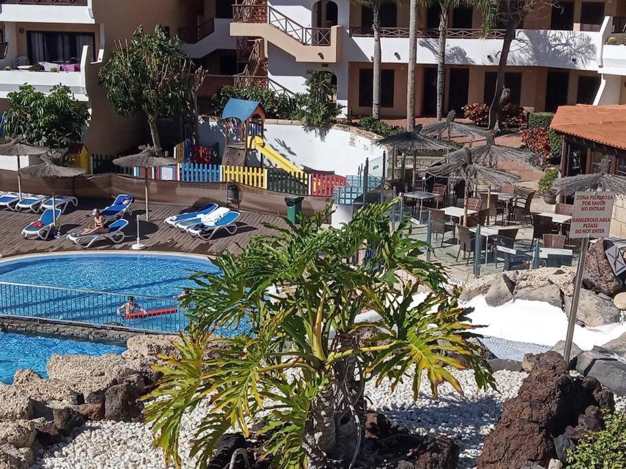 Apartment With Pool And Gardens Near The Coast San Miguel de Abona Eksteriør billede