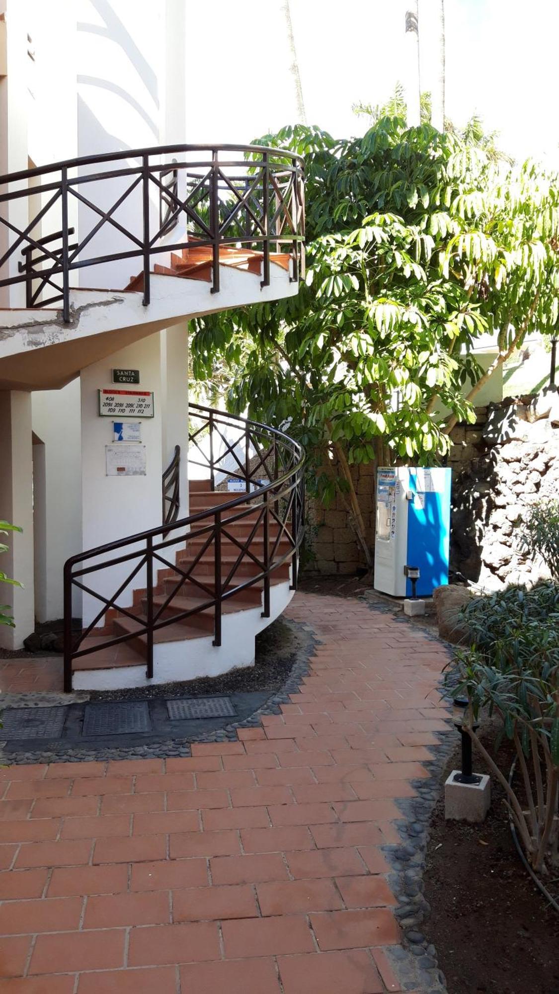 Apartment With Pool And Gardens Near The Coast San Miguel de Abona Eksteriør billede
